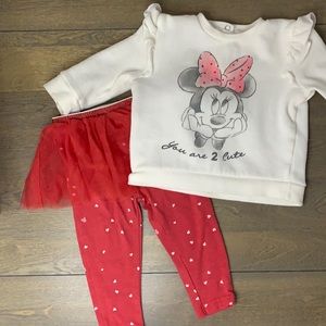 Disney baby - 2 piece baby girl set 6-9 mos
